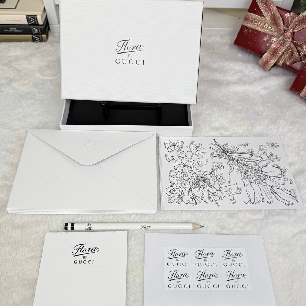 Gucci Flora note card and envelope gift set with pencil & stickers NEW - Picture 4 of 7